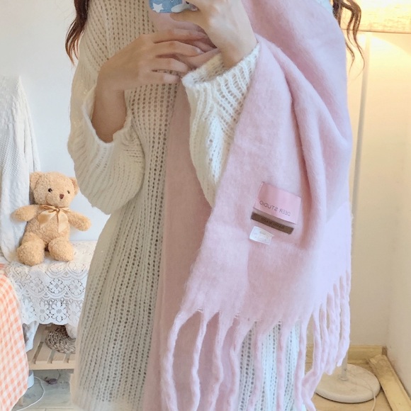 Mohair-blend Sakura Pink Scarf - Picture 5 of 5